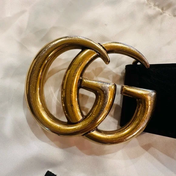 Gucci Women's Belt with Gold GG Buckle - Picture 2 of 5